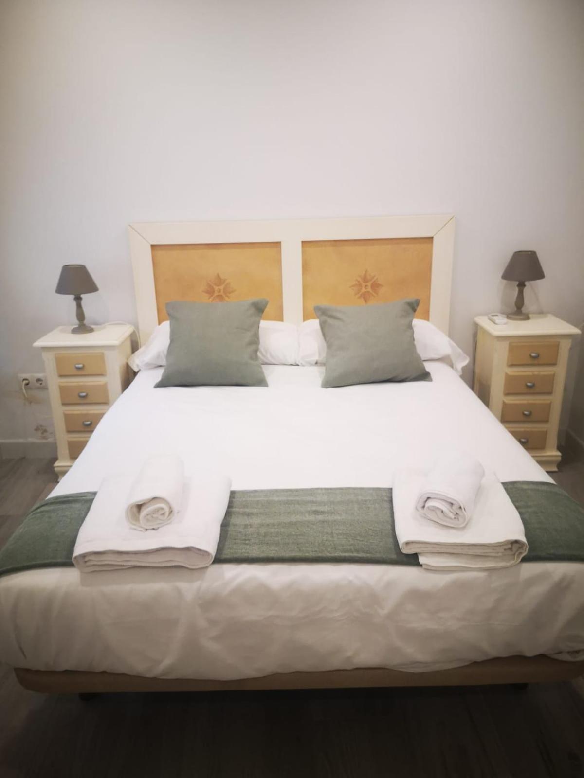 Beautiful Apartment In The Heart Of Sevilla Buitenkant foto
